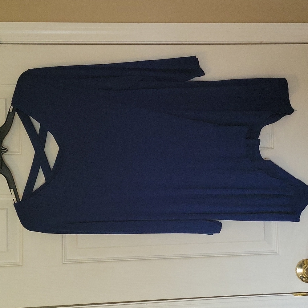 Women's Medium Cato Blue Top. EUC